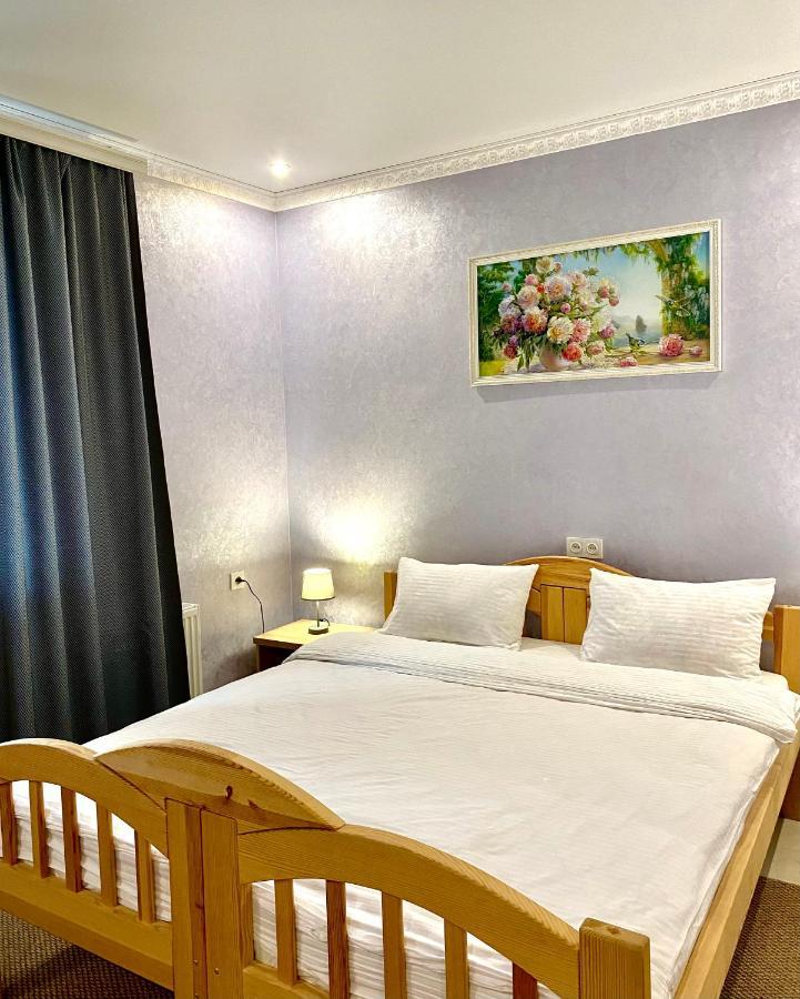 Park Hotel Umanʼ Exterior foto